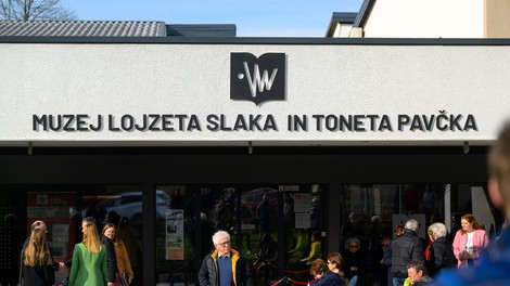 Slovesno odprli stalno razstavo Tone Pavček - Pesnik slovenske duše