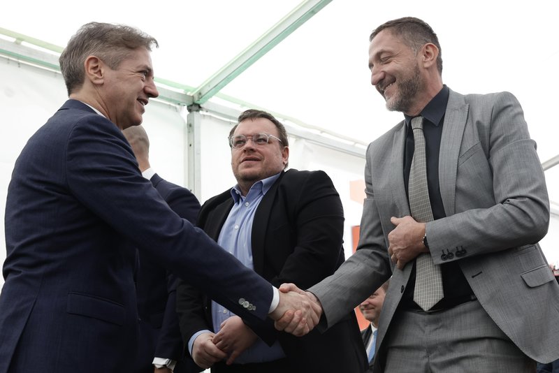 Podbreznik neprofitna stanovanja Robert Golob Klemen Boštjančič Simon Maljevac