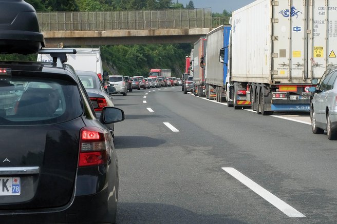 promet reševalni pas avtocesta