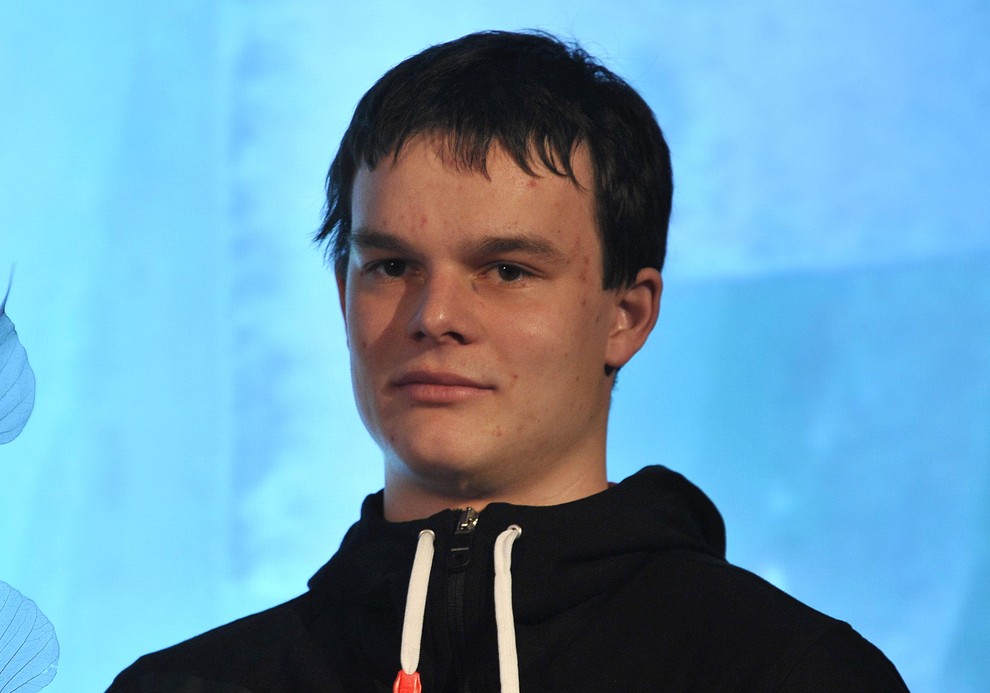 Janez Svoljšak Slovenija je leta 2019 žalovala za mladim alpinistom Janezom Svoljšakom, ki je že kot mladostnik pokazal izjemen talent …