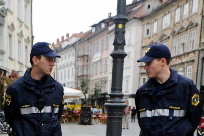 policista policija policisti
