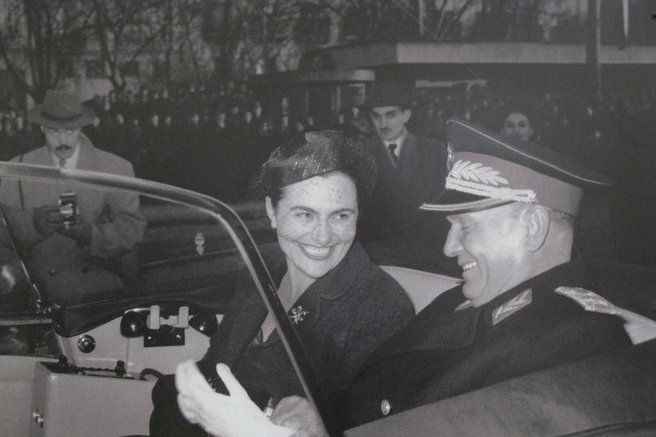 josip-broz-tito-jovanka-broz.jpg