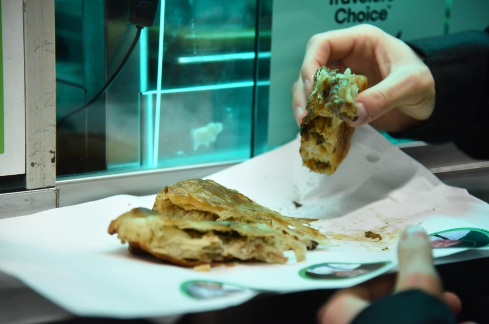 Michelin posodobil seznam najboljših restavracij pri nas: prestižno Michelinovo zvezdico prejme ... Burek Olimpija! (foto: Božidar Kolar)