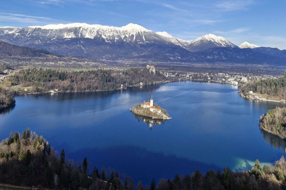 "Če mi še kdo omeni Blejsko jezero, bom eksplodiral!" Britanec povsem znorel zaradi slovenskega turističnega bisera (foto: Uredništvo)