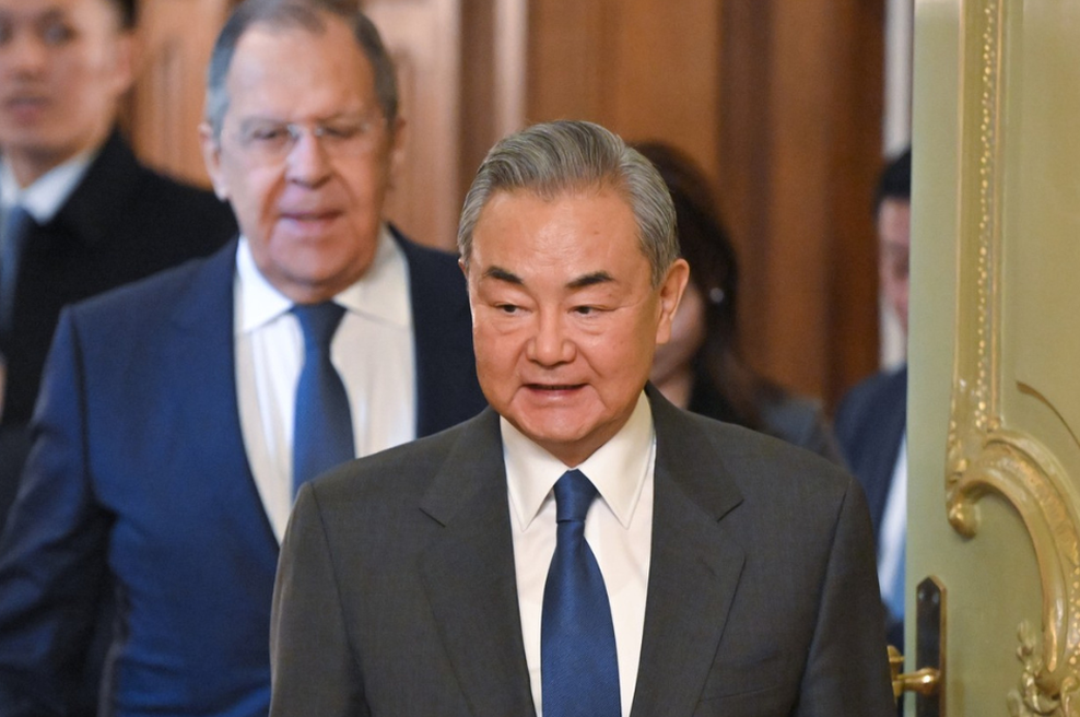 Bo za mir v Ukrajini poskrbela Kitajska? Spregovoril je kitajski zunanji minister (foto: Profimedia)
