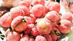 Sladica, za katero je nekoč norela vsa Jugoslavija: pripravljena v hipu, in to brez brez mleka in jajc!