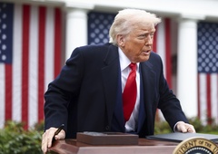Donald Trump napovedal nove carine: tokrat bo obdavčil ...