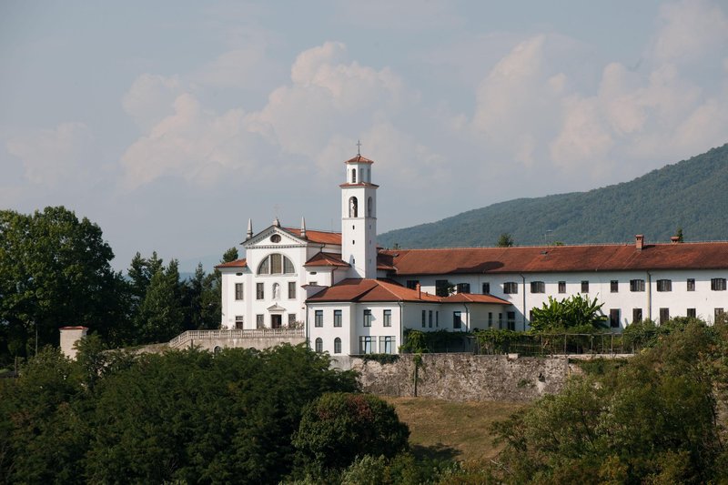 Kostanjevica samostan