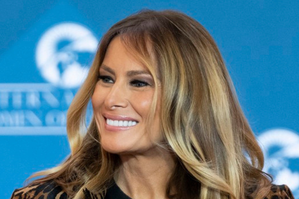 Melania Trump vpadljiv plašč oblikovalka Milly Park