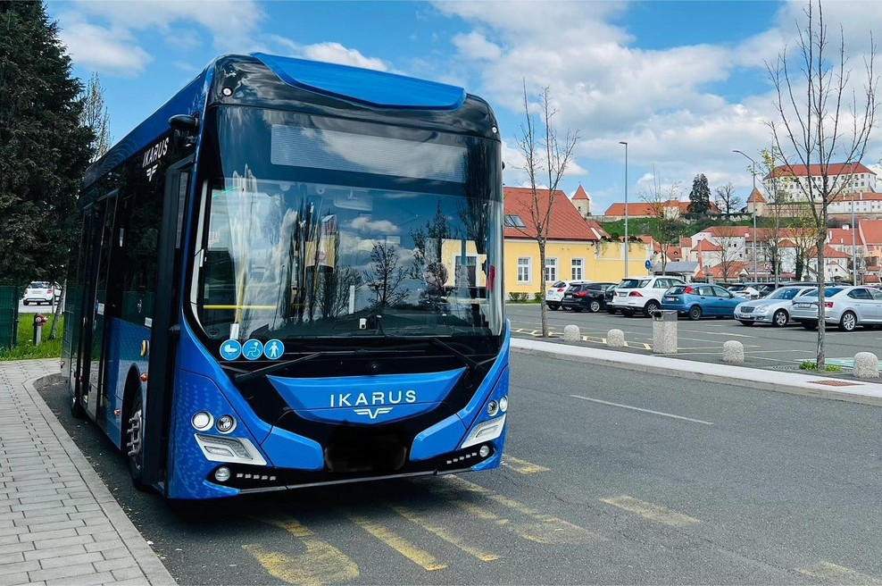 V najstarejšem slovenskem mestu je začel voziti prav poseben avtobus (foto: Facebook/Mestna občina Ptuj)