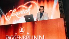 Jezeršek na gradu Taggenbrunn Avstrija Alfred Riedl
