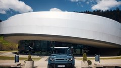 Na adrenalinskem dogodku se je Sloveniji predstavil novi defender OCTA (GALERIJA)