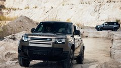 Na adrenalinskem dogodku se je Sloveniji predstavil novi defender OCTA (GALERIJA)