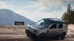 Na adrenalinskem dogodku se je Sloveniji predstavil novi defender OCTA (GALERIJA)