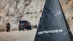 Na adrenalinskem dogodku se je Sloveniji predstavil novi defender OCTA (GALERIJA)