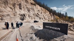Na adrenalinskem dogodku se je Sloveniji predstavil novi defender OCTA (GALERIJA)