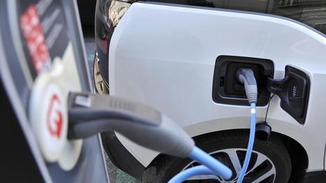 Električni avtomobil prodaja Slovenija