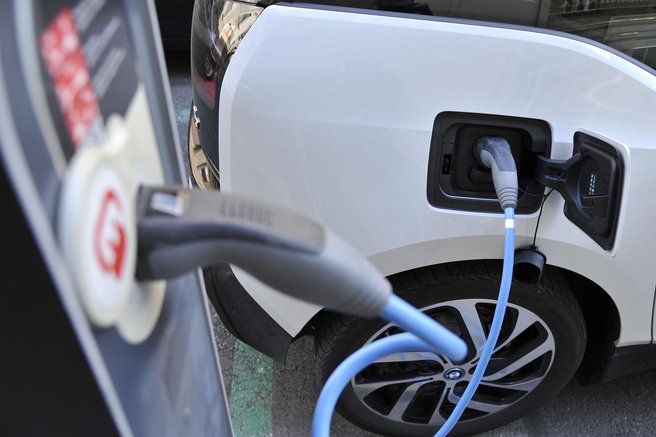 Električni avtomobil prodaja Slovenija