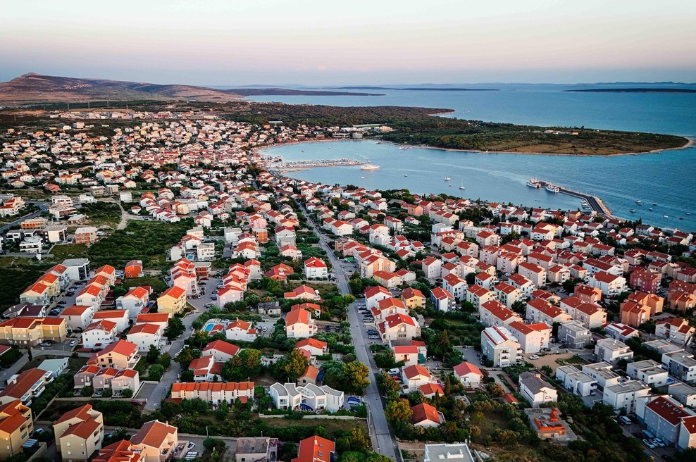 Inšpekcija in policija v turističnem kampu na Pagu: dogajanje je postalo naravnost bizarno (foto: Profimedia)