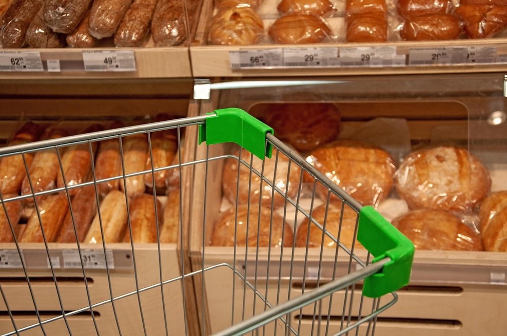 To je kruh, ki velja za najslabšega in najbolj redi (tako pravijo nutricionisti - raje se mu izognite) (foto: Profimedia)