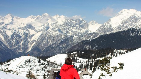 Velika Planina sneg sankanje