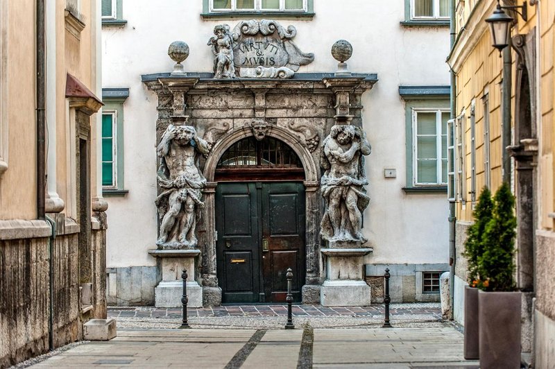 Ljubljana Semenisce knjiznica