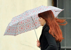 Konec uživancije: znano je, kdaj nas bodo spet zajele plohe in nevihte