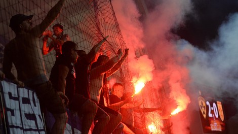 Kazen za NK Maribor: zaradi navijačev in kartonov bo moral plačati ...