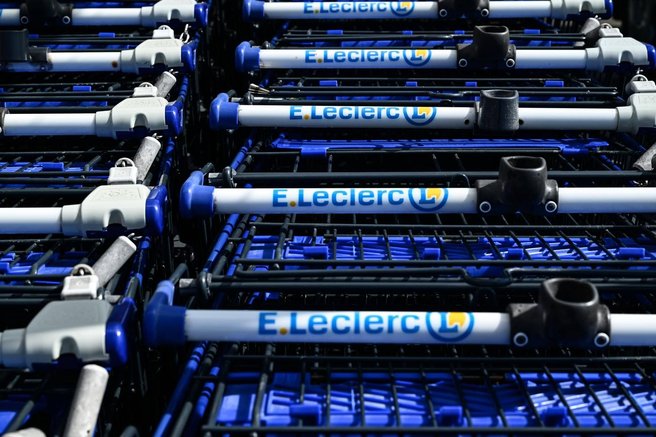 Leclerc trgovina Rudnik Ljubljana Slovenija odpoklic trgovina voziček