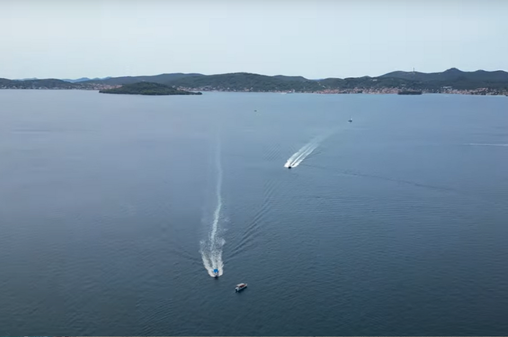 Vdirali na dvorišča, puščali smeti in celo opravljali potrebo: Hrvatom prekipelo, ta turistični raj zaprt za turiste! (foto: YouTube/posnetek zaslona)