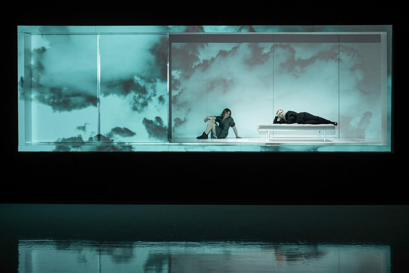 Predstava Zdravnica SNG Drama Ljubljana