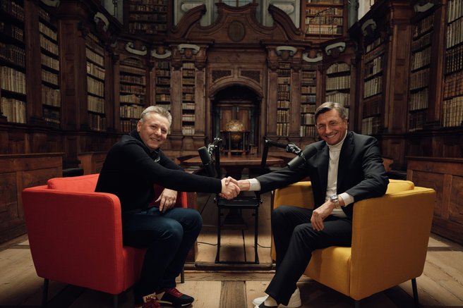 Specialist rekonstrukcijske in estetske kirurgije prof. dr. Uroš Ahčan o definiciji lepe ženske in kaj pravzaprav je lepota