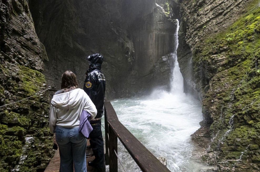 Drama pri slapu Kozjak: španskega študenta odnesla voda (foto: Facebook/Planinsko društvo Tolmin)