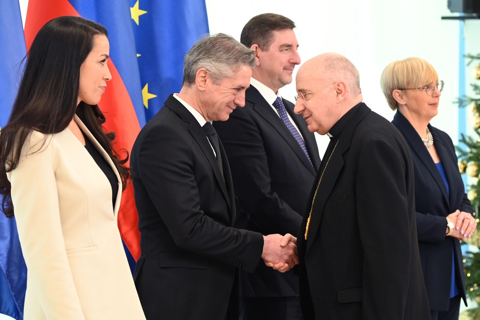 Tina Gaber Robert Golob Nataša Pirc Musar