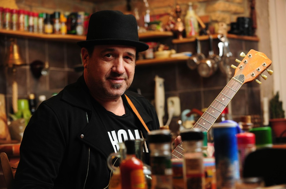 Romantični večer z enim najbolj cenjenim glasbenikom regije (foto: Promocijsko gradivo)