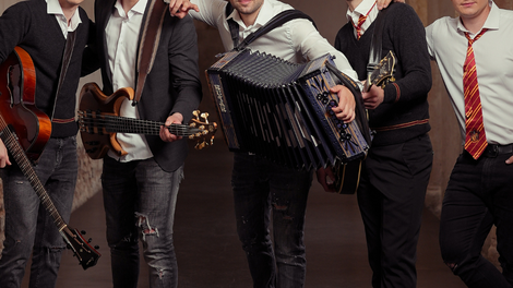vzrock skupina