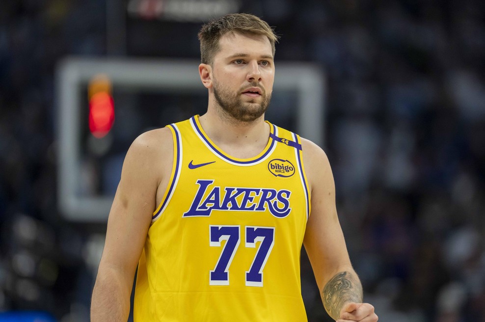 Lakersom Luke Dončića se tokrat ni izšlo: so krive težave s trebušno gripo slovenskega zvezdnika? (foto: Profimedia)