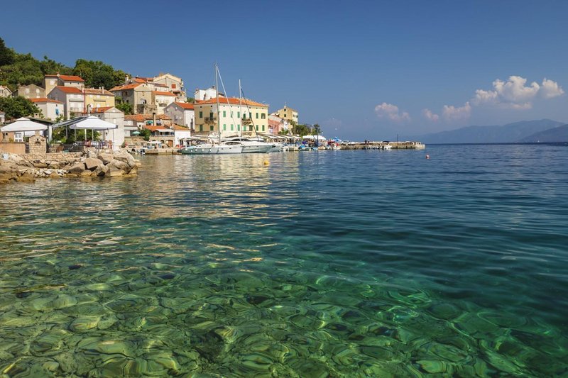 cres hrvaška jadransko morje kača