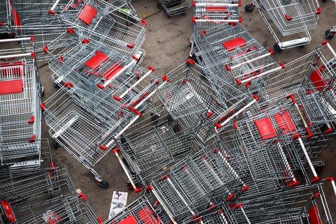 Joann kriza stečaj trgovina nakupovalni vozički gospodarstvo voziček