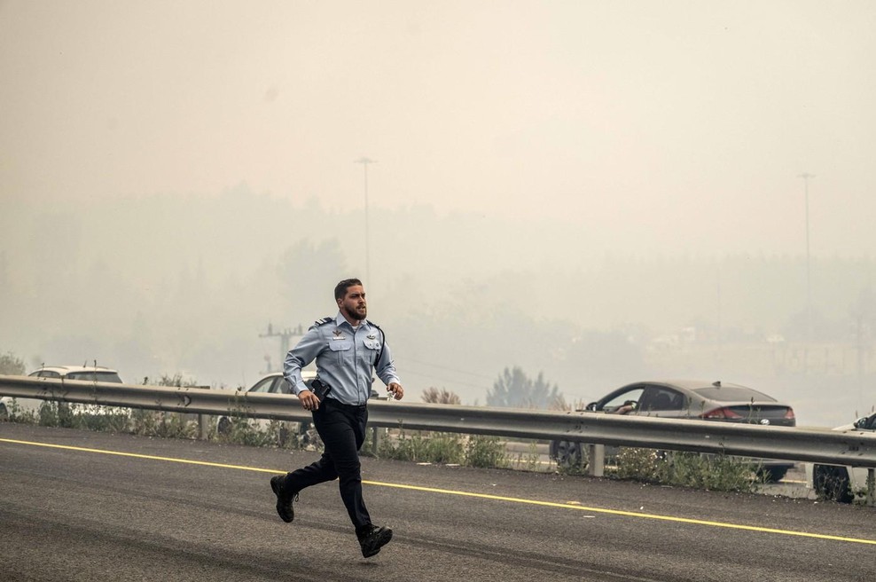 Država gori! Minister razglasil izredne razmere, na terenu vojska, na pomoč prihajajo Italijani, Hrvati ... (foto: Profimedia)