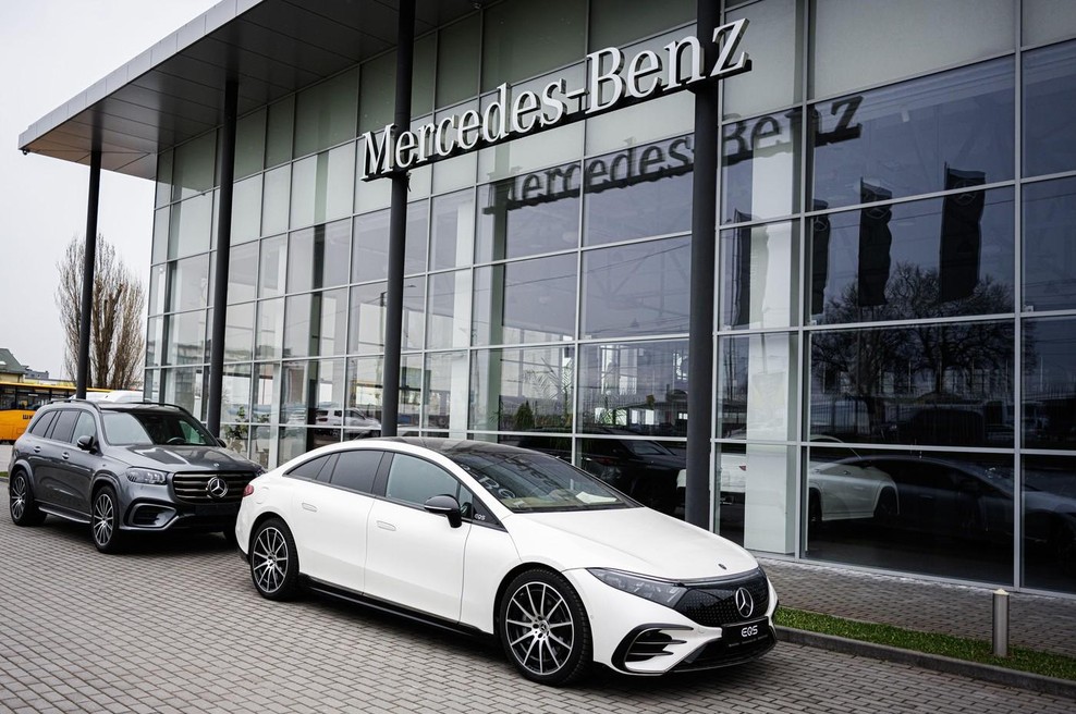 Velikana v resnih težavah?! Volkswagen in Mercedes-Benz sporočila novico, ki skrbi milijone po vsem svetu (foto: Profimedia)