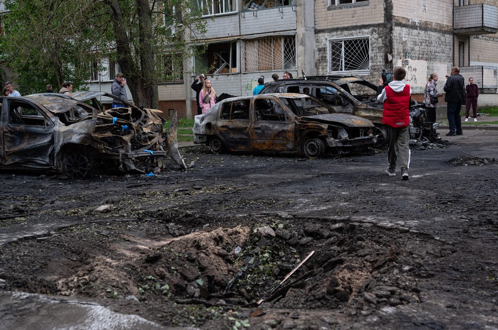 Rusija ponoči z brezpilotnimi letali nad Kijev: v napadih je bilo poškodovanih več ljudi (foto: Profimedia)