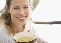 To je najbolj nevarna starost v vašem življenju: strokovnjak za dolgoživost razkriva, kako jo preživeti