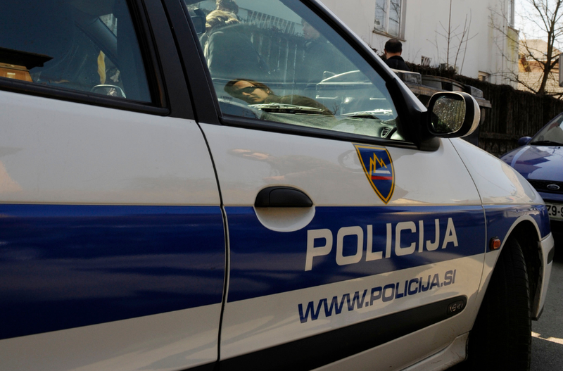 policija