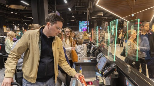 Izvedla je 30-dnevni eksperiment in razkrila: "To je način, kako prelisičite trgovine" (pa seveda tudi precej prihranite)