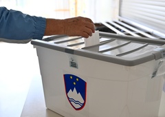 Padla je odločitev: zakon o dodatku k pokojninam umetnikov zavrnjen