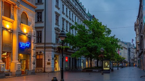 Beograd hotel moški žena varanje pištola prijatelj