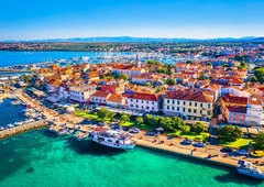 Svinjarija, kaj se dogaja na Jadranu! Hrvaška javnost osupla, za to je zagrožen zapor do treh let!