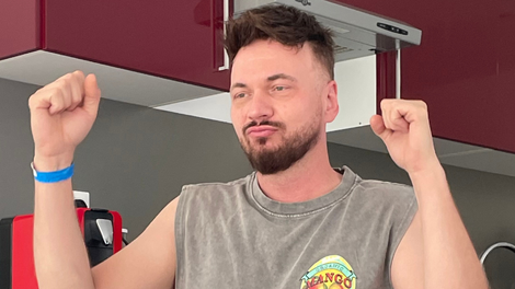 Robert Roškar Šou domov evrovizija Klemen Slakonja