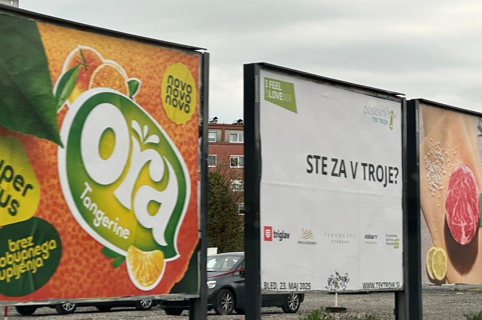 Ideja, ki je šla korak predaleč?! Številni ogorčeni nad opolzkimi plakati, s katerimi je polepljena Ljubljana (foto: Uredništvo)